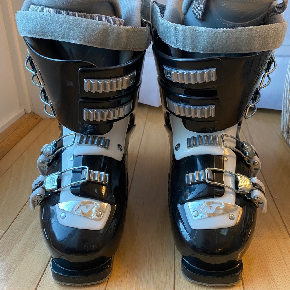 Nordica Women’s Ski Boots
